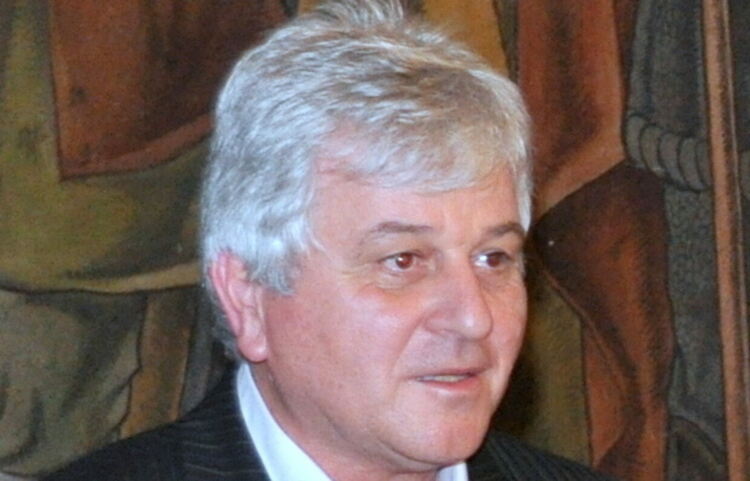 проф.Александър Гребенаров