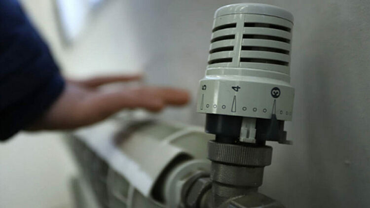 Пускат парното в Перник