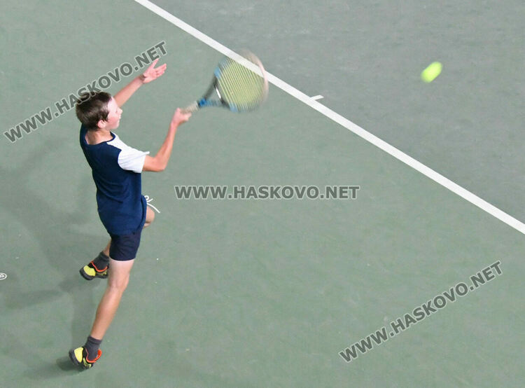 47 състезатели стартираха в международен турнир по тенис в Хасково