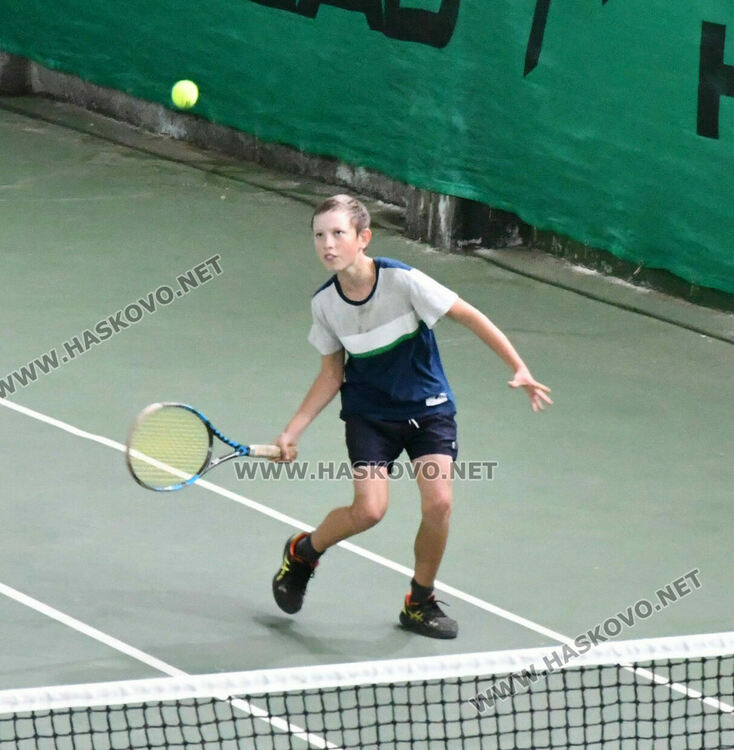 47 състезатели стартираха в международен турнир по тенис в Хасково