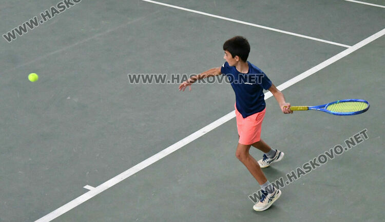 47 състезатели стартираха в международен турнир по тенис в Хасково
