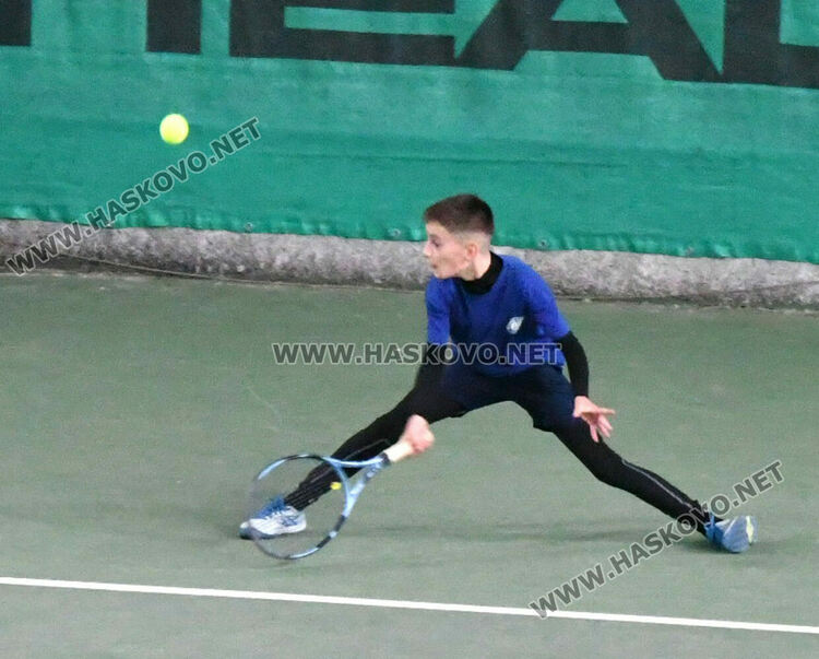 47 състезатели стартираха в международен турнир по тенис в Хасково