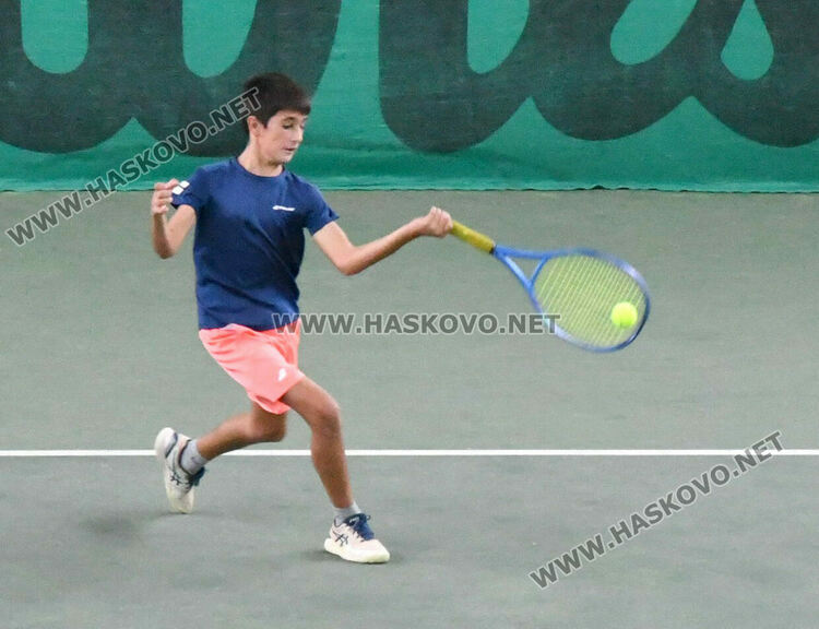 47 състезатели стартираха в международен турнир по тенис в Хасково