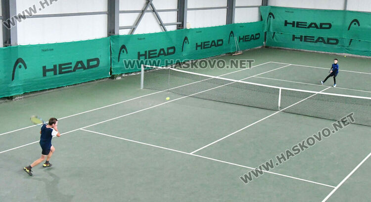 47 състезатели стартираха в международен турнир по тенис в Хасково