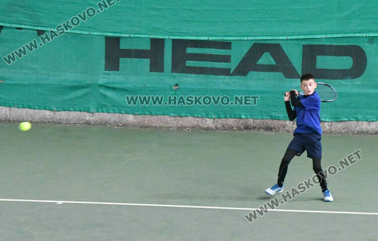 47 състезатели стартираха в международен турнир по тенис в Хасково
