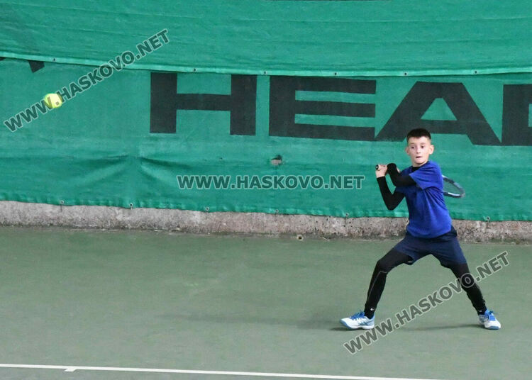 47 състезатели стартираха в международен турнир по тенис в Хасково