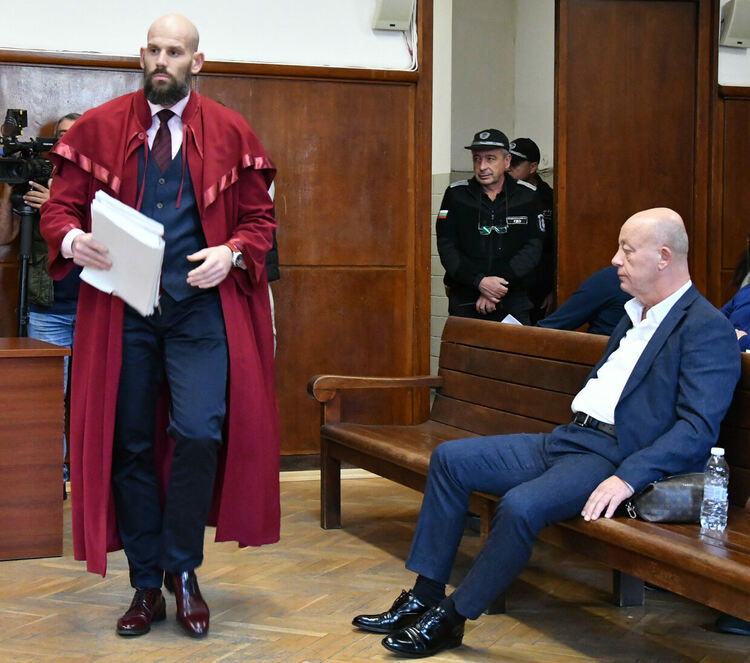 Мюмюн Искендер: Не съм се опитвал да продавам църковен имот, новите обвинения не ме притесняват