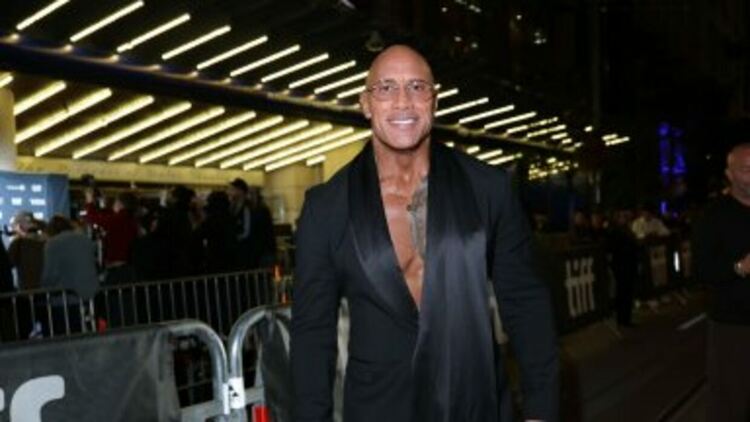 Дуейн Джонсън впечатлява с трансформация си, но здравето му тревожи всички