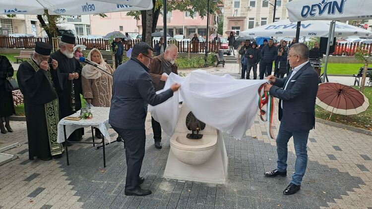 Девин отбеляза 113 години от Освобождението на града и региона (ГАЛЕРИЯ) 