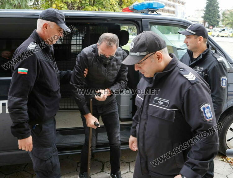 Бизнесменът Стойчо Захариев ще бъде под домашен арест в хасковски хотел