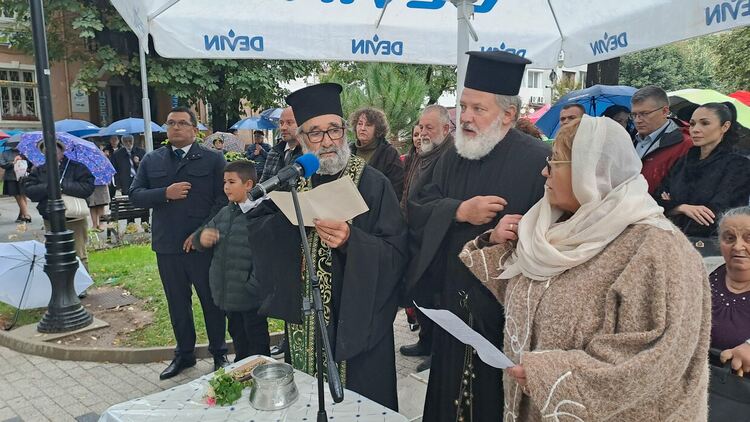 Девин отбеляза 113 години от Освобождението на града и региона (ГАЛЕРИЯ) 