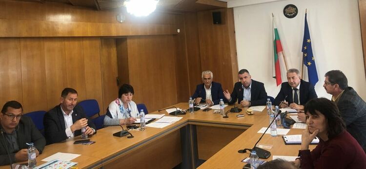 Областният управител Захари Сираков настоя за устойчиво развитие на туристическата платформа RODOPICA