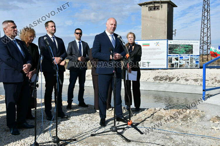 Премиерът Желязков край Хасково: Оставки в правителството не се обсъждат 