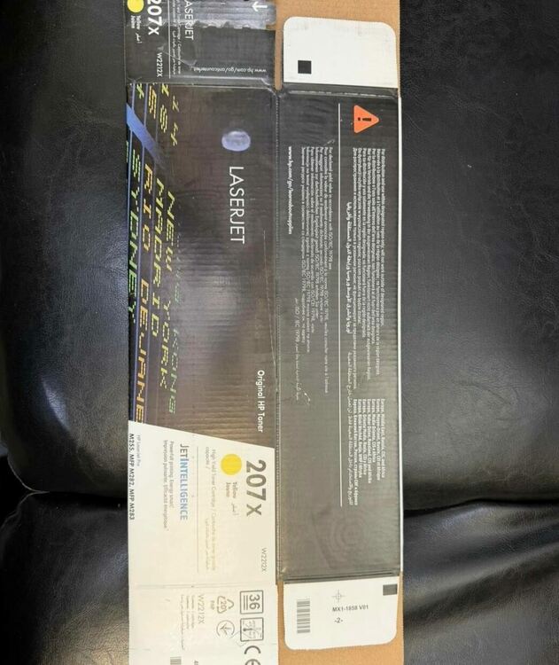 Задържаха 1000 фалшиви тонер касети и 30 265 кутии за тях в товарен автомобил