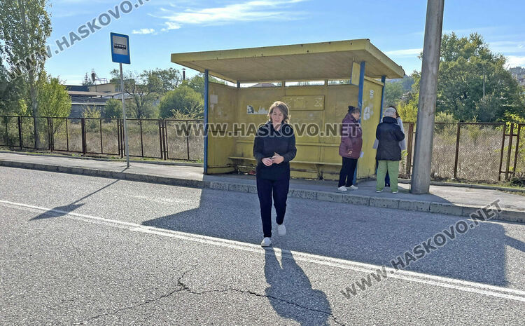 Жители на кв. „Бадема“ искат пешеходна пътека до автобусната спирка заради трафика и инцидентите