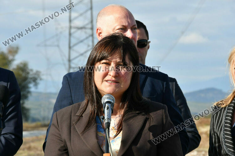 Премиерът Желязков край Хасково: Оставки в правителството не се обсъждат 