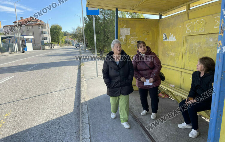 Жители на кв. „Бадема“ искат пешеходна пътека до автобусната спирка заради трафика и инцидентите