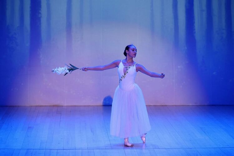 С постановката „Змеят и голямата балетна бъркотия“ откриха 25-ия сезон на Младежки център 