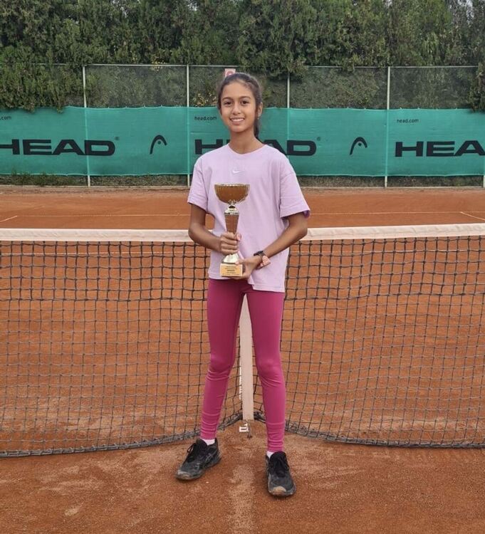 Никол Бюлбюлева спечели тенис турнира в Хасково. Митко Генов е на финал 