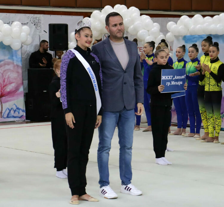 Хасково е домакин на турнира по художествена гимнастика „Ледена Кралица на Аида“