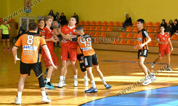 Младежите на „Асти ‘91“ стартираха с победа новия сезон в зона „Тракия“