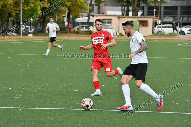ФК „Хасково“ с първо равенство за сезона