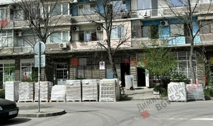 БЧК раздава хранителни помощи на над 2200 димитровградчани