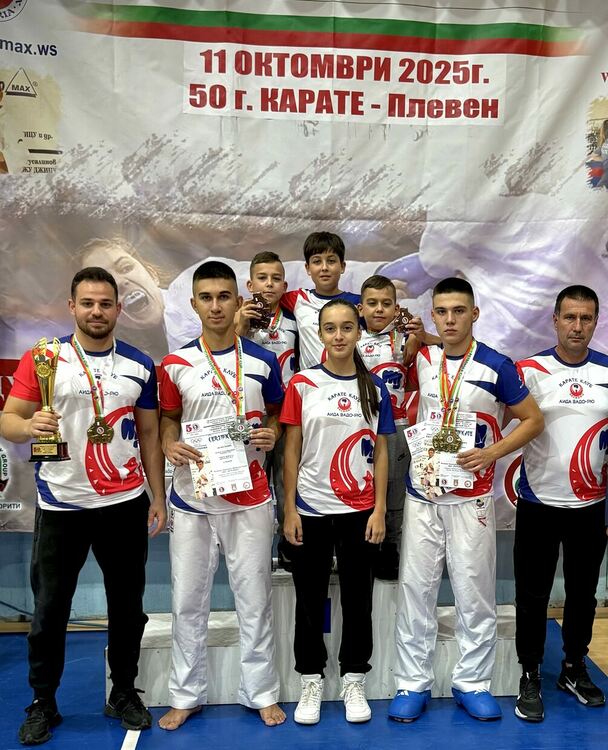 Васил Ривов се завърна с титла