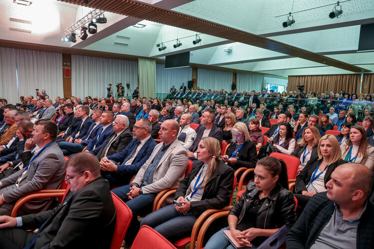 Иво Димов бе модератор на темата за ТБО на Годишната среща на местните власти