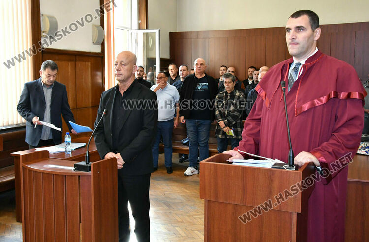 Отложиха за пореден път делото за отстраняване на Мюмюн Искендер като кмет 