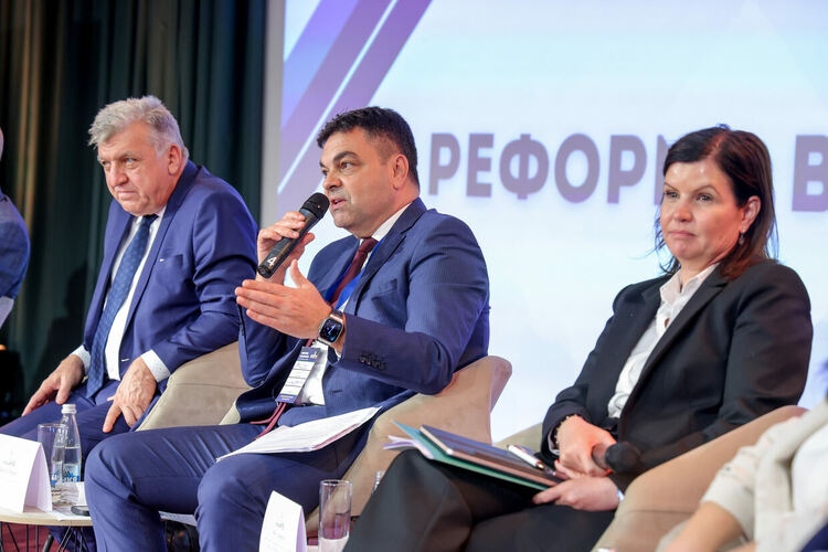 Иво Димов бе модератор на темата за ТБО на Годишната среща на местните власти