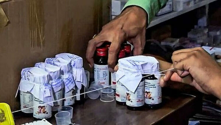  СЗО предупреждава за токсични сиропи за кашлица в Индия