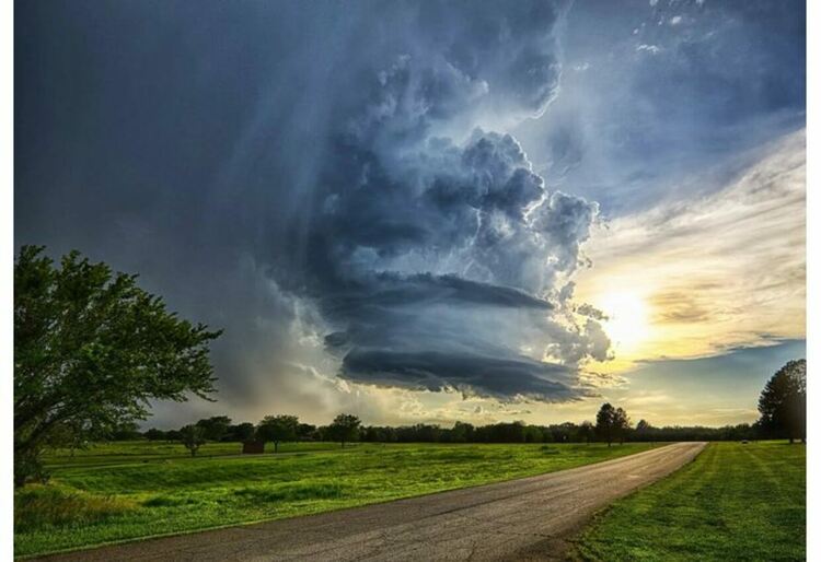 Значителна облачност във вторник и слаб дъжд на места