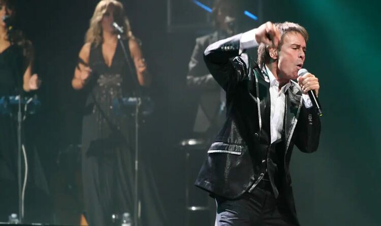 Клиф Ричард на 85 г. – легендата, която никога не остарява