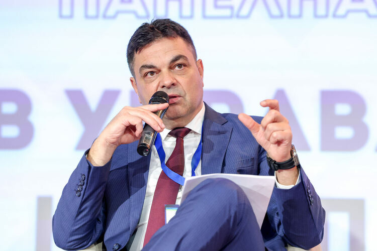 Иво Димов бе модератор на темата за ТБО на Годишната среща на местните власти