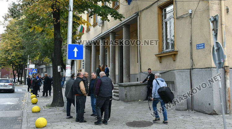 Отложиха за пореден път делото за отстраняване на Мюмюн Искендер като кмет 