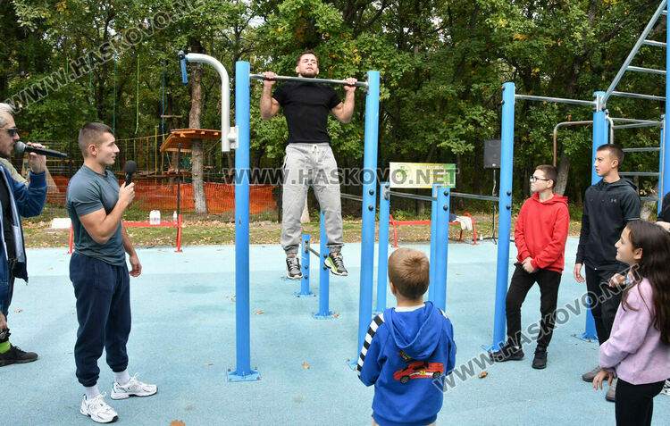 Стотици деца се вдъхновиха от героите на популярно реалити в спортен празник в парк „Кенана“