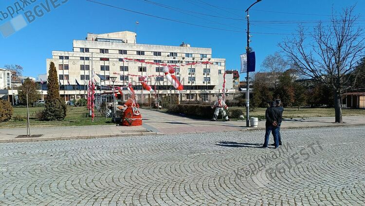 Днес започва санирането на Белия кораб в Кърджали,Общината кани кърджалийци на церемония