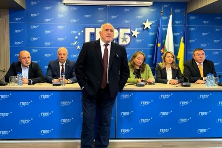 Борисов разклати правителството