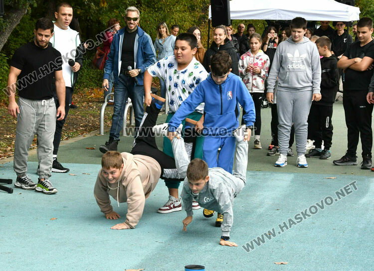 Стотици деца се вдъхновиха от героите на популярно реалити в спортен празник в парк „Кенана“
