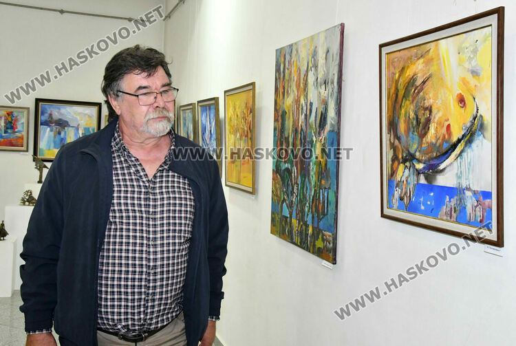 Откриват изложбата „По вълните“ на бургаския творец Радостин Дамасков в галерия „Форум“