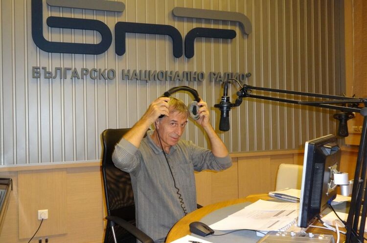 Представят книгата „Скокът на вълците“ на Румен Стоичков