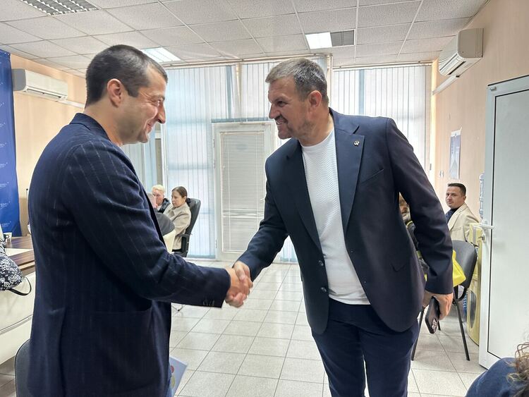 След гнева на Борисов: Хасковски депутати със срещи в региона