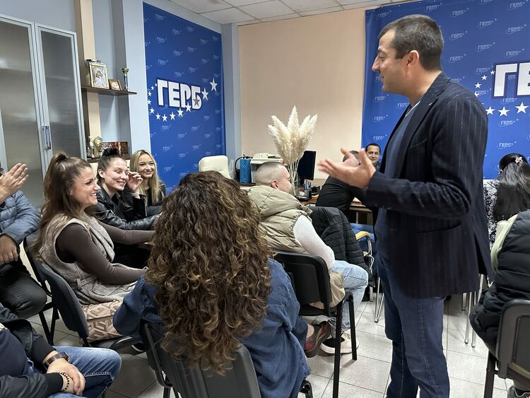 След гнева на Борисов: Хасковски депутати със срещи в региона