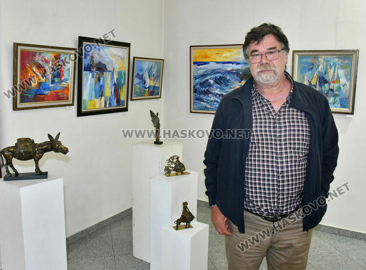 Откриват изложбата „По вълните“ на бургаския творец Радостин Дамасков в галерия „Форум“