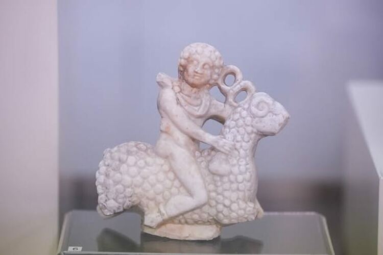 Изложбата „Богове и светилища в Римска Тракия“ бе открита в Регионалния исторически музей