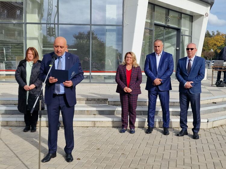 Кметът Ерол Мюмюн откри 17 улици след  основен ремонт, инвестицията е  за над 23 млн.лв.