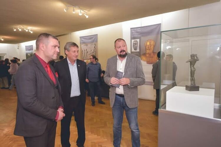 Изложбата „Богове и светилища в Римска Тракия“ бе открита в Регионалния исторически музей