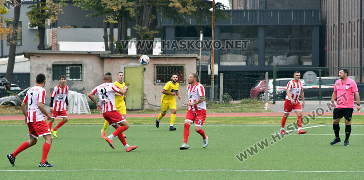 8 гола видяха запалянковците на стадион „Младост“