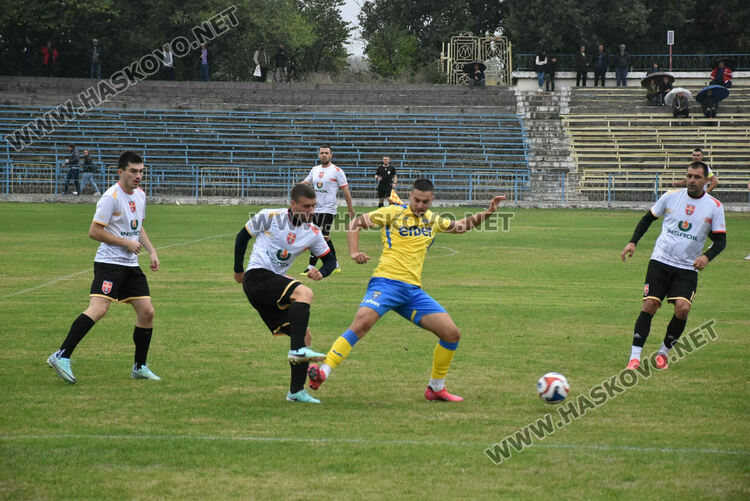В мач със 7 гола „Димитровград“ загуби от „Раковски“ 